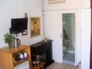 Kiniras Traditional Hotel & Restaurant