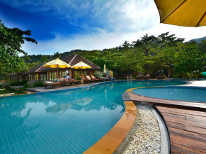 Thiw Son Beach Resort