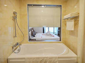 Lenid Nha Trang Hotel