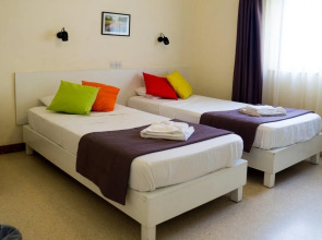 Huli Hotel & Apartments