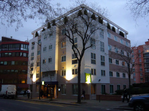 ibis Styles Paris Tolbiac Bibliotheque