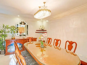 Townhouse OAK Makati Manila Near PNR Pasay Evangelista formerly VIP Suites