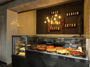 DoubleTree by Hilton Hotel Izmir Airport