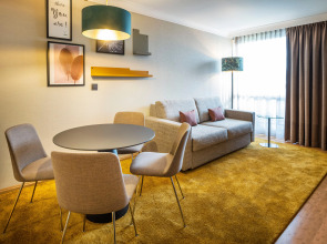 Holiday Inn Brussels Airport by IHG