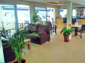 M Boutique Hotel - Designed for Adults