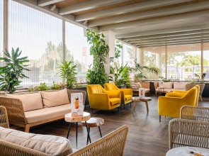 Отель Alegria Caprici Verd