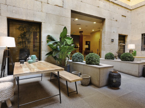 Catalonia Puerta del Sol