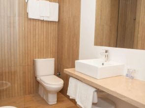 Hotel Puertobahia & Spa