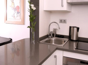 Apartamentos Turisticos Madanis