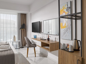 The Blue Ivy Hotel and Suites