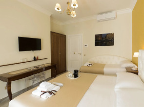 Отель NeapolitanTrips 