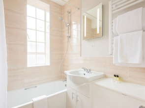 Chelsea Cloisters Serviced Apartments