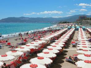 Laigueglia Holidays - 200m From Sea