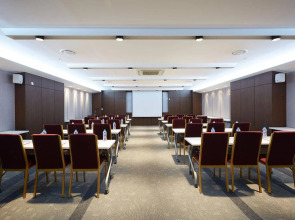 Ramada Hotels & Suites Seoul Namdaemun