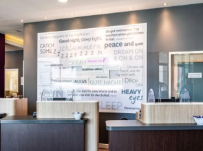 Premier Inn Cologne City Sud Hotel