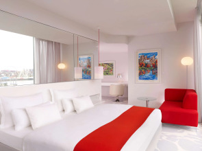 art'otel Cologne powered by Radisson Hotels