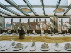 Avalon Hotel & Conferences