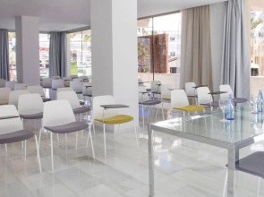 Отель JS Alcudi Mar