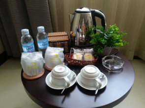 The Noble Swan Central Dong Du Hotel