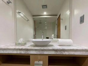 Huvan Beach Hotel at Hulhumale'