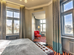 Отель Grand Poet Hotel by Semarah