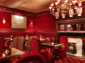 The Rubens at the Palace