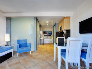 Occidental Cala Vinas