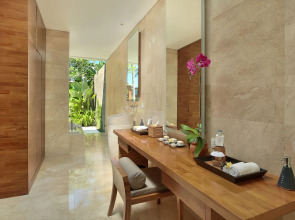 Отель Candi Beach Resort and Spa