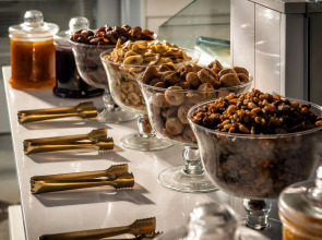 MARI KRISTIN Beach Hotel - Adults Only