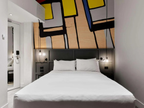 Hotel Woolstore 1888, Sydney - Handwritten Collection