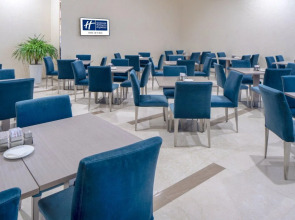 Holiday Inn Express Luoyang City Center by IHG