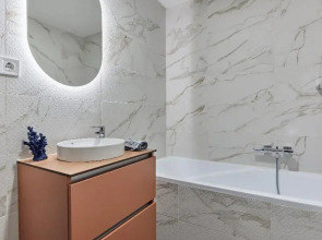 The Amberlyn Suite Hotel