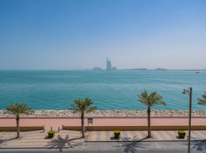 Luxe Getaways Palm Jumeirah