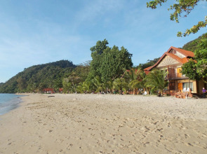 White Sand Beach Resort