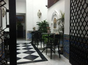 Cool Sevilla Hotel