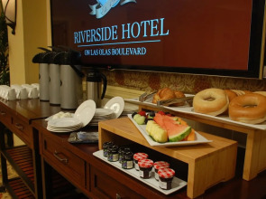 Riverside Hotel