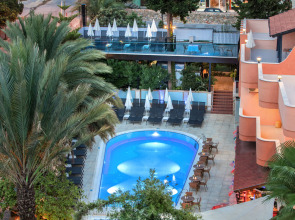 May Flower Apart Hotel