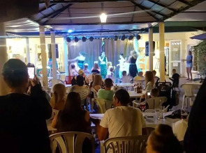 Mariner Club Apartments