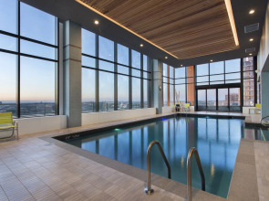 Holiday Inn Hotel & Suites Montreal Centre-ville Ouest by IHG