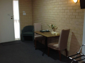 Avlon Gardens Motel - Ballina