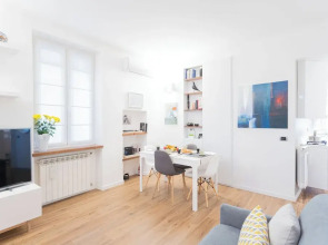 Rosart House by Rent all Como