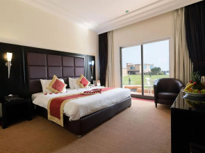 Royal Beach Hotel and Resort