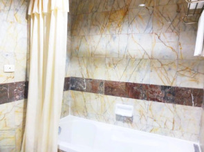 Adriatic Palace Hotel Pattaya