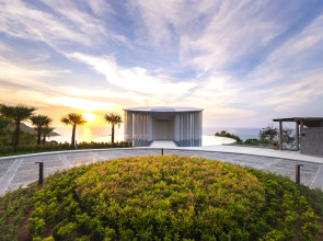 Отель The Shore at Katathani