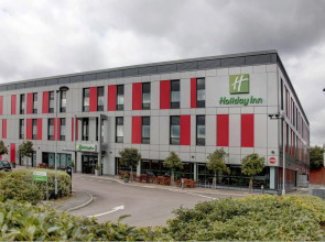 Holiday Inn London - Luton Airport by IHG