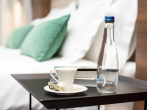 Dominic Smart & Luxury Suites Parliament