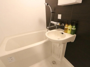 Отель Livemax Kayabacho 