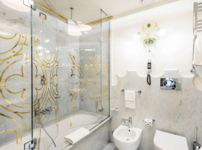 Отель Monaco & Grand Canal