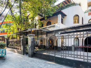 AR 218 Hotel by ULIV