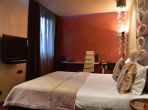 Les Fleurs Boutique Hotel